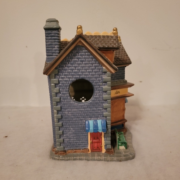 Lemax Barkley St. Post Office - Picture 3 of 5